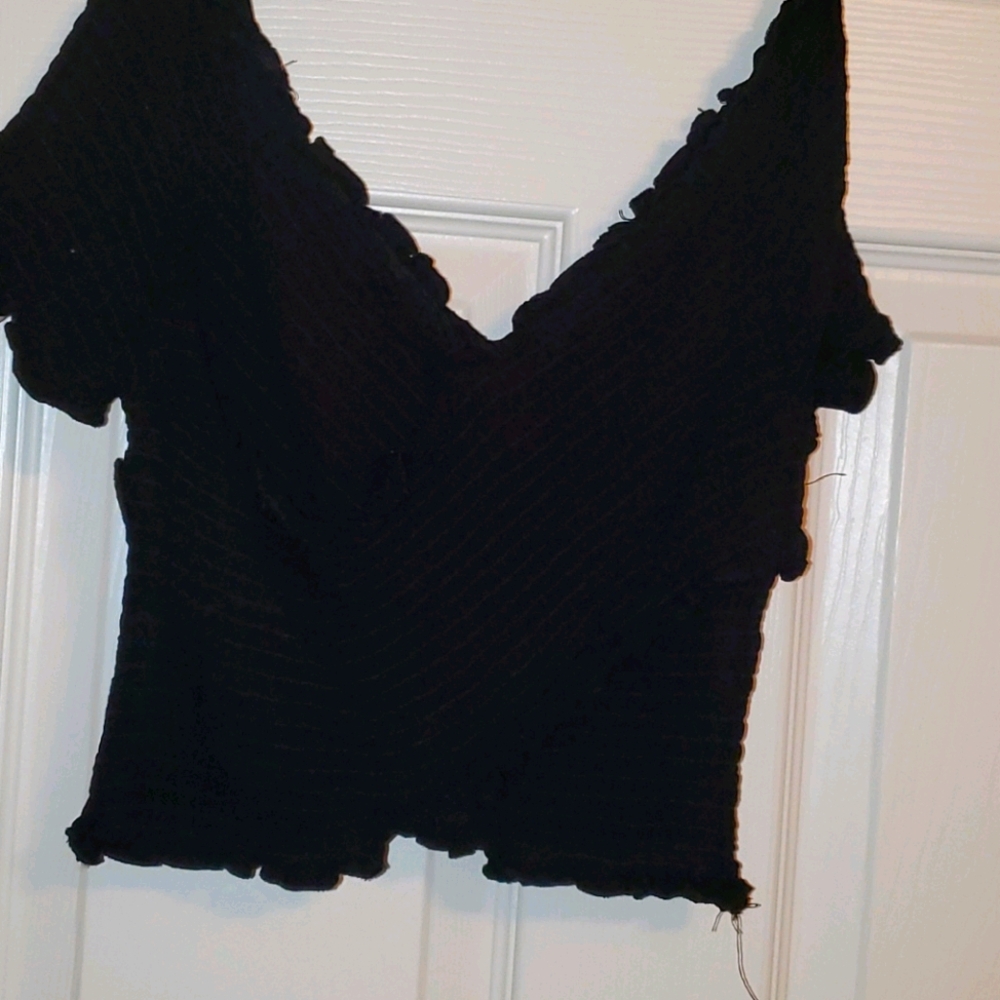 Black crop top